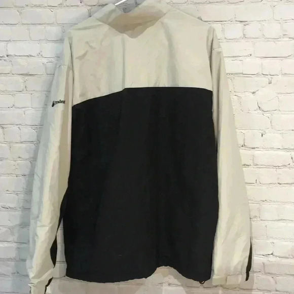 Charles River Apparel  Fairway Windbreaker w/ monogrammed Prudential Logo - Picture 2 of 10